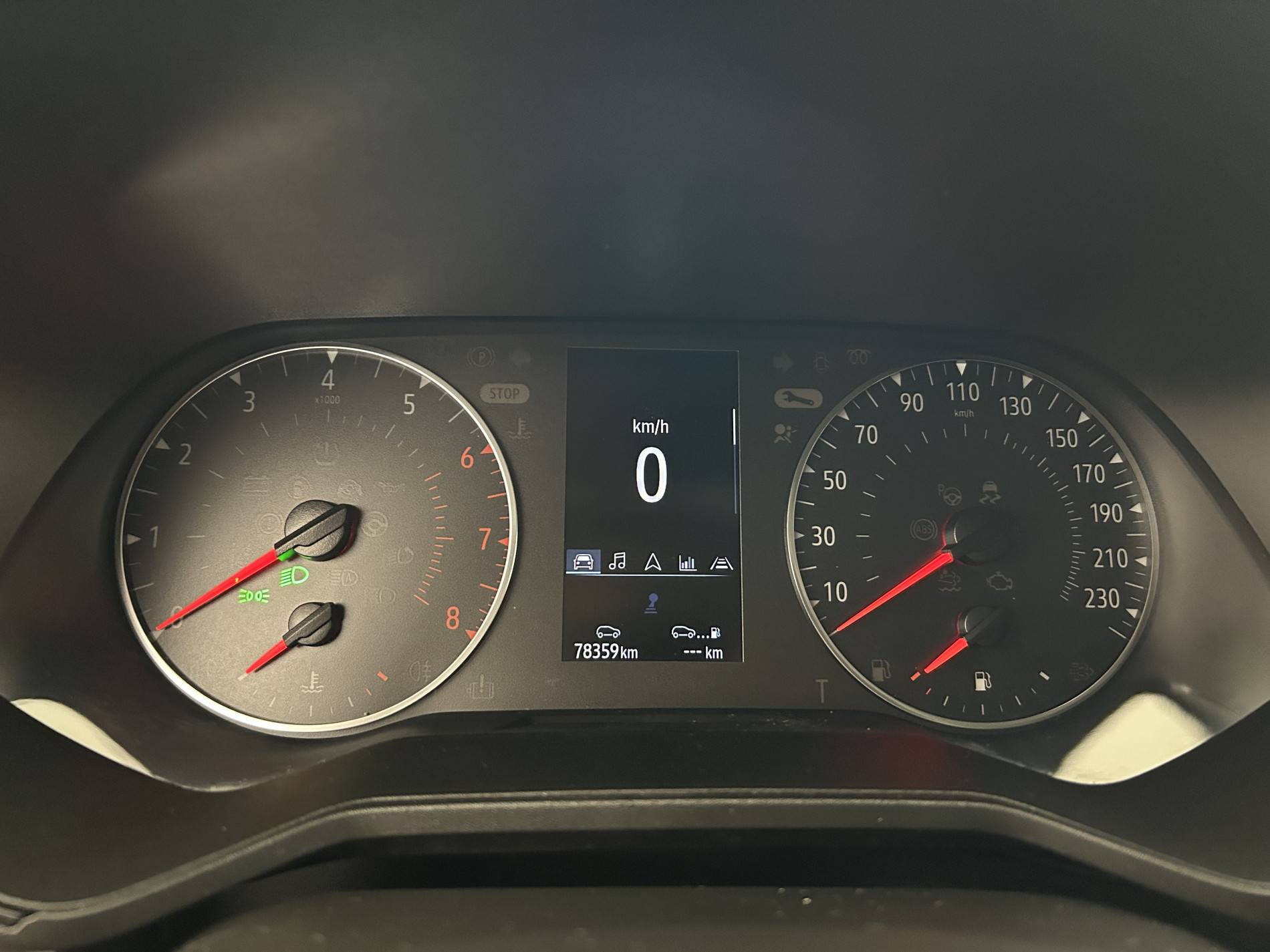 Vente en ligne Renault Clio 5 Clio TCe 90 au prix de 13 490 €