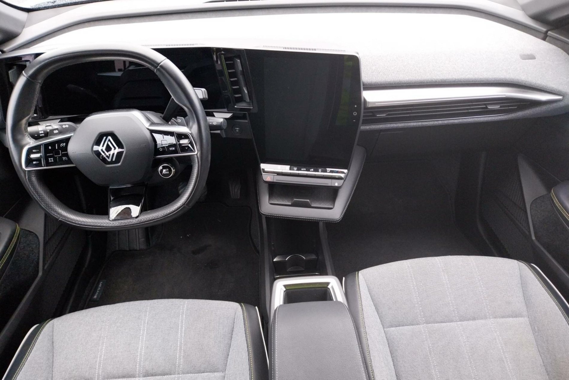 Vente en ligne Renault Megane E-Tech  EV60 220 ch super charge au prix de 23 990 €