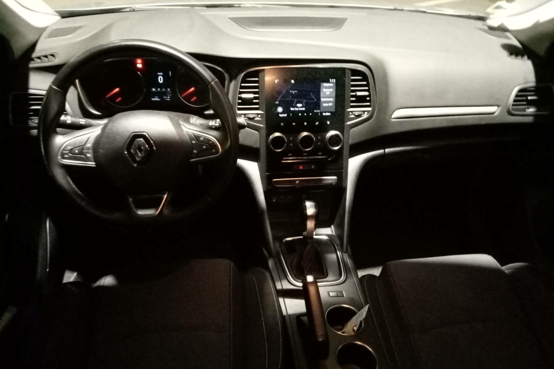 Vente en ligne Renault Megane 4  Blue dCi 115 EDC au prix de 13 990 €