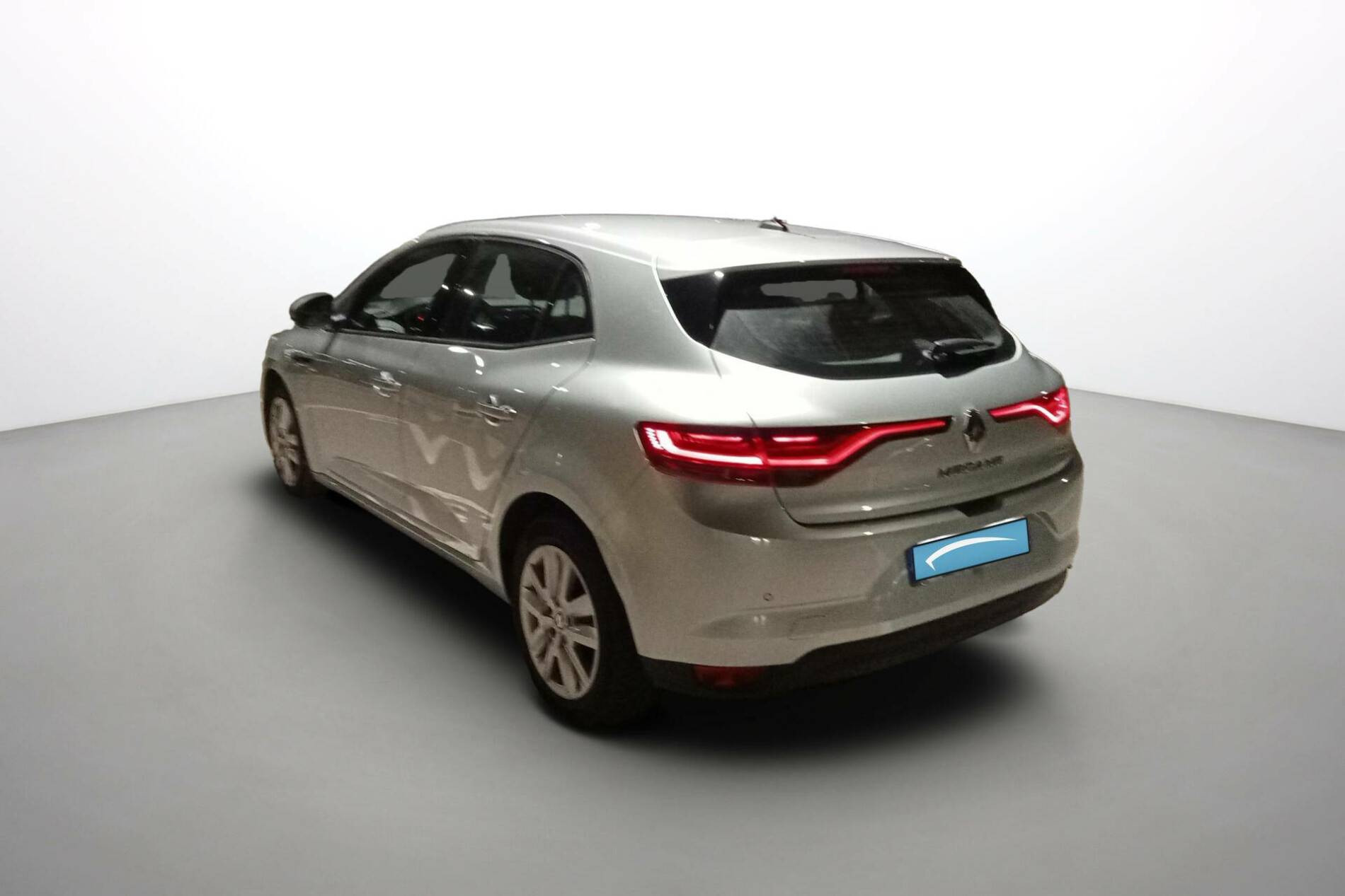Vente en ligne Renault Megane 4  Blue dCi 115 EDC au prix de 13 990 €