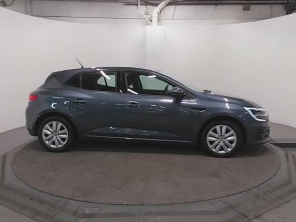 Vente en ligne Renault Megane 4  Blue dCi 115 au prix de 20 900 €