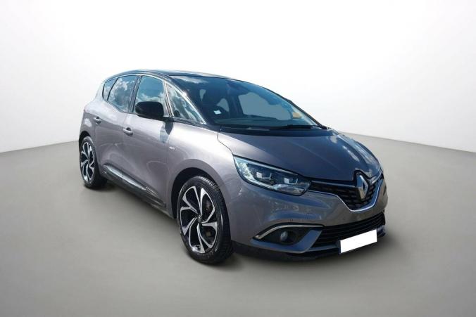 Vente en ligne Renault Scenic 4 Scenic TCe 140 FAP EDC au prix de 17 990 €