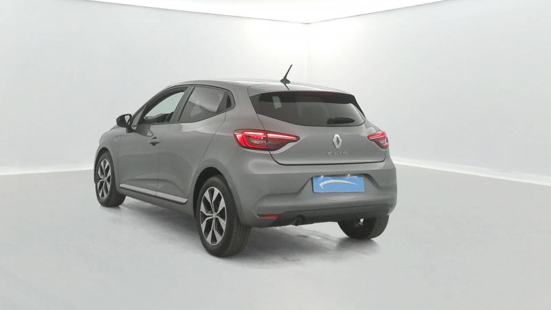 Vente en ligne Renault Clio 5 Clio TCe 90 au prix de 15 990 €