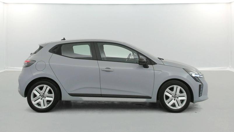 Vente en ligne Renault Clio 5 Clio TCe 90 au prix de 16 590 €