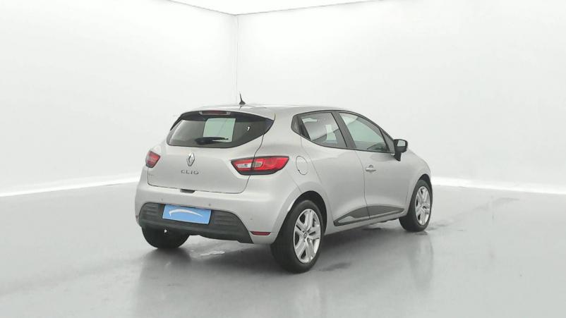 Vente en ligne Renault Clio 4 Clio TCe 90 E6C au prix de 11 490 €