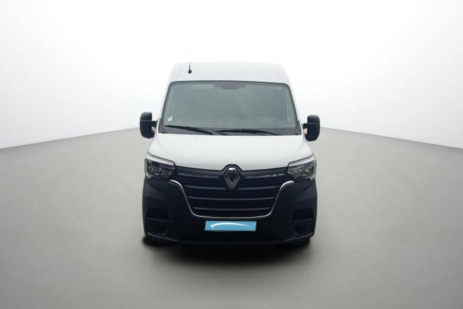 Vente en ligne Renault Master Fourgon MASTER FGN TRAC F3500 L2H2 BLUE DCI 135 au prix de 26 990 €