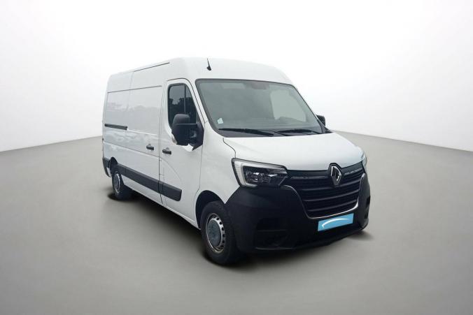 Vente en ligne Renault Master Fourgon MASTER FGN TRAC F3500 L2H2 BLUE DCI 135 au prix de 26 990 €