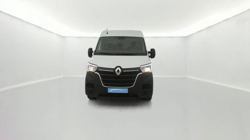 Vente en ligne Renault Master Fourgon MASTER FGN TRAC F3500 L2H2 BLUE DCI 135 au prix de 25 990 €
