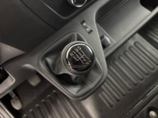Vente en ligne Renault Master Fourgon MASTER FGN TRAC F3500 L2H2 BLUE DCI 135 au prix de 25 990 €