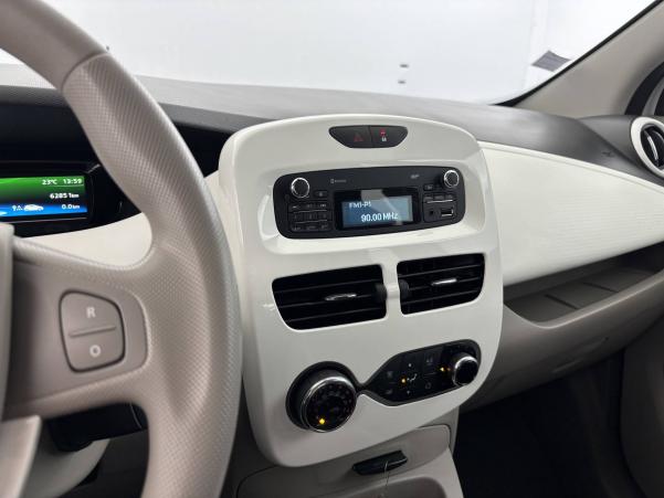 Vente en ligne Renault Zoé Zoe au prix de 8 390 €