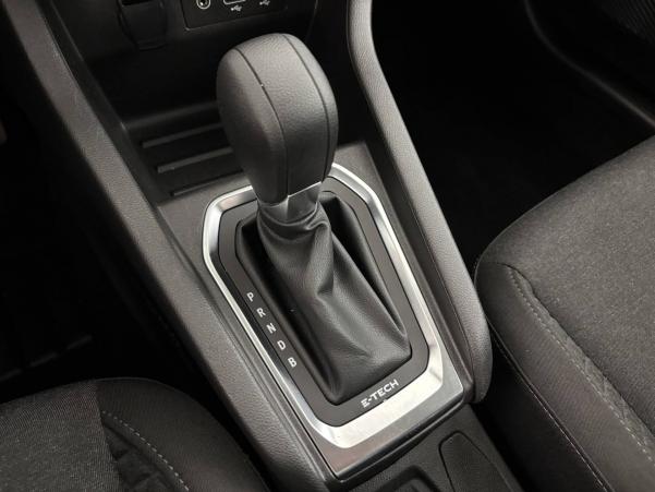Vente en ligne Renault Clio 5 Clio E-Tech 140 - 21N au prix de 16 590 €