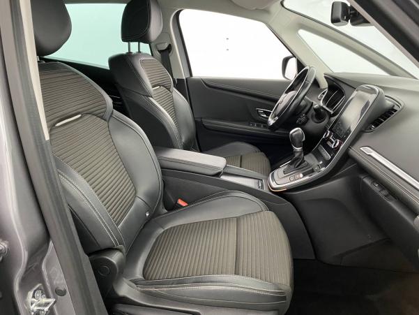Vente en ligne Renault Scenic 4 Scenic Blue dCi 150 EDC au prix de 22 590 €