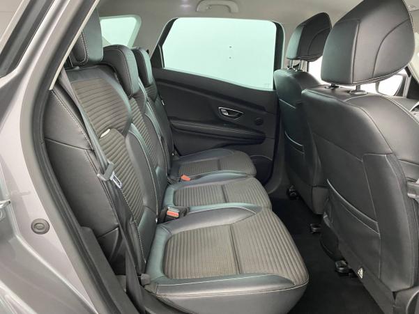 Vente en ligne Renault Scenic 4 Scenic Blue dCi 150 EDC au prix de 22 590 €
