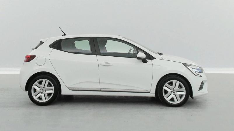 Vente en ligne Renault Clio 5 Clio E-Tech 140 - 21N au prix de 16 590 €