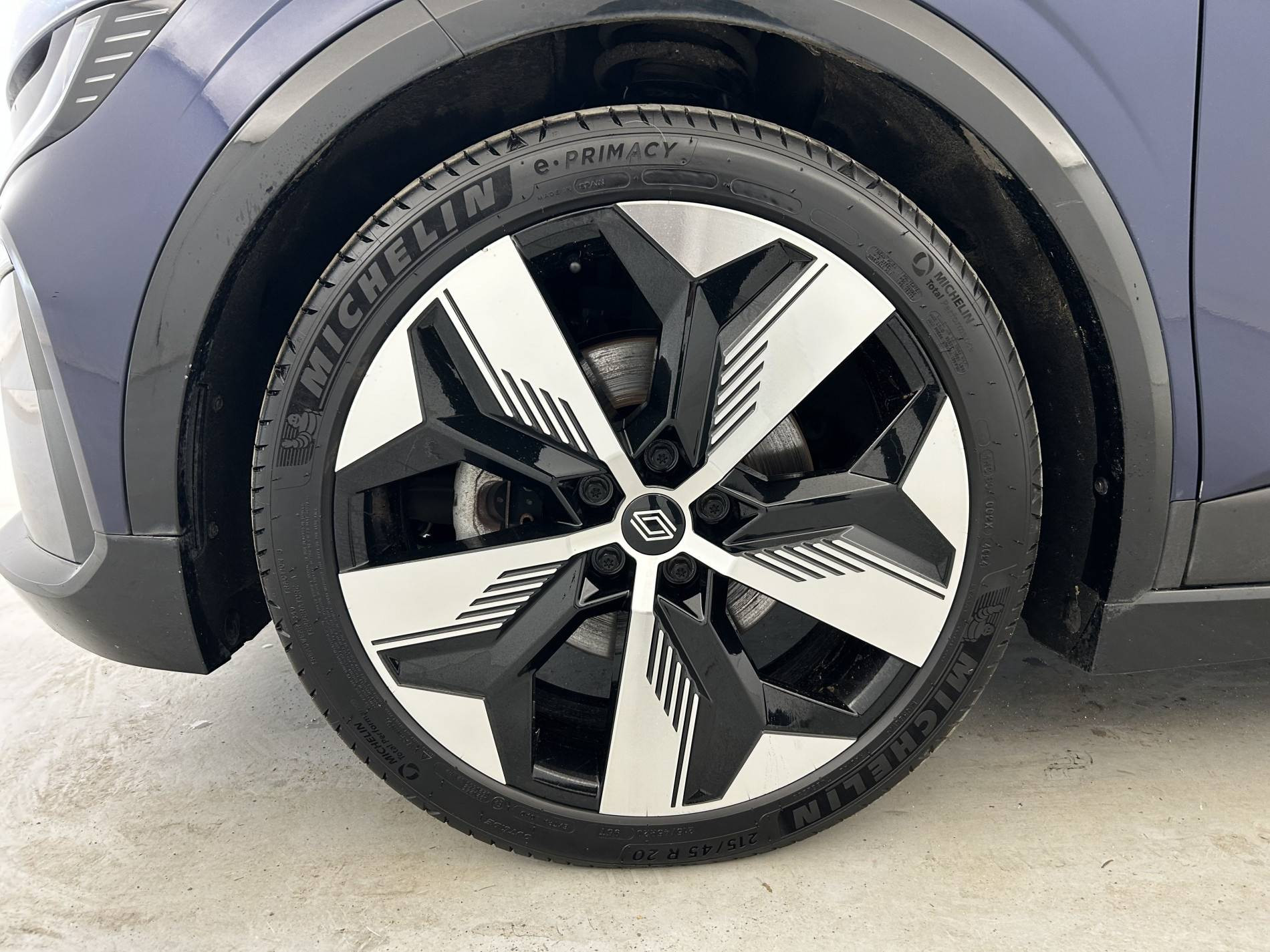 Vente en ligne Renault Megane E-Tech  EV60 220 ch optimum charge au prix de 21 990 €