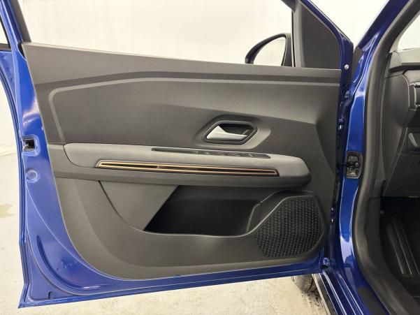 Vente en ligne Dacia Sandero  ECO-G 100 au prix de 17 290 €