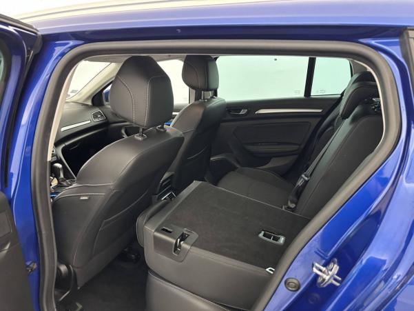 Vente en ligne Renault Megane 4 Estate Mégane IV Estate PHEV 160 au prix de 19 990 €