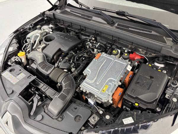 Vente en ligne Renault Arkana  E-Tech hybride 145 - 22 au prix de 25 790 €