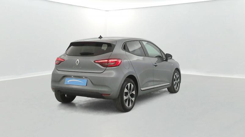 Vente en ligne Renault Clio 5 Clio TCe 90 au prix de 15 890 €