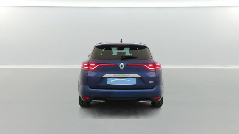 Vente en ligne Renault Megane 4 Estate Mégane IV Estate PHEV 160 au prix de 19 990 €