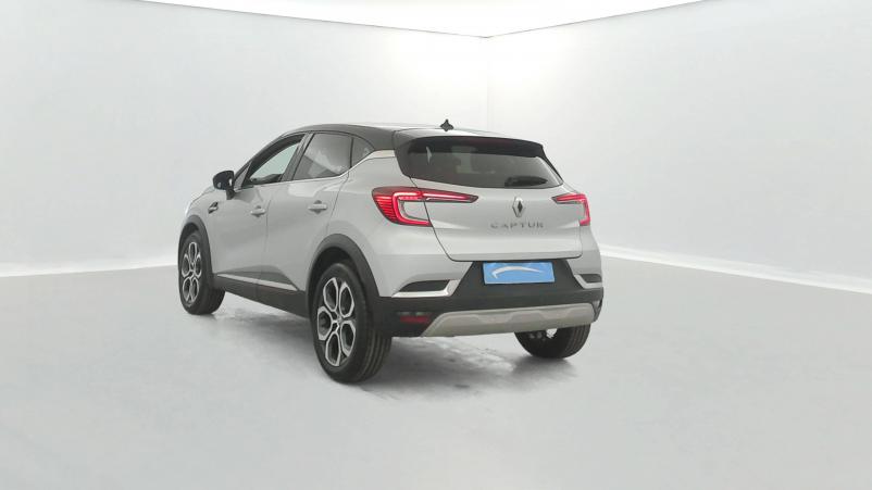 Vente en ligne Renault Captur  TCe 140 - 21 au prix de 17 990 €
