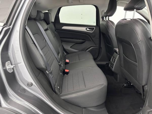 Vente en ligne Renault Arkana  E-Tech hybride 145 - 22 au prix de 25 790 €