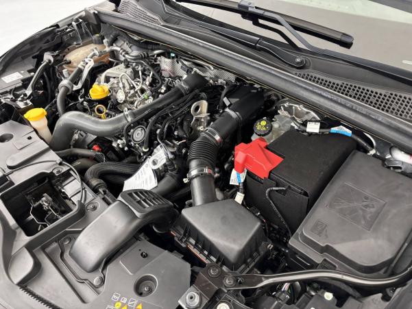 Vente en ligne Renault Captur  TCe 140 - 21 au prix de 17 990 €
