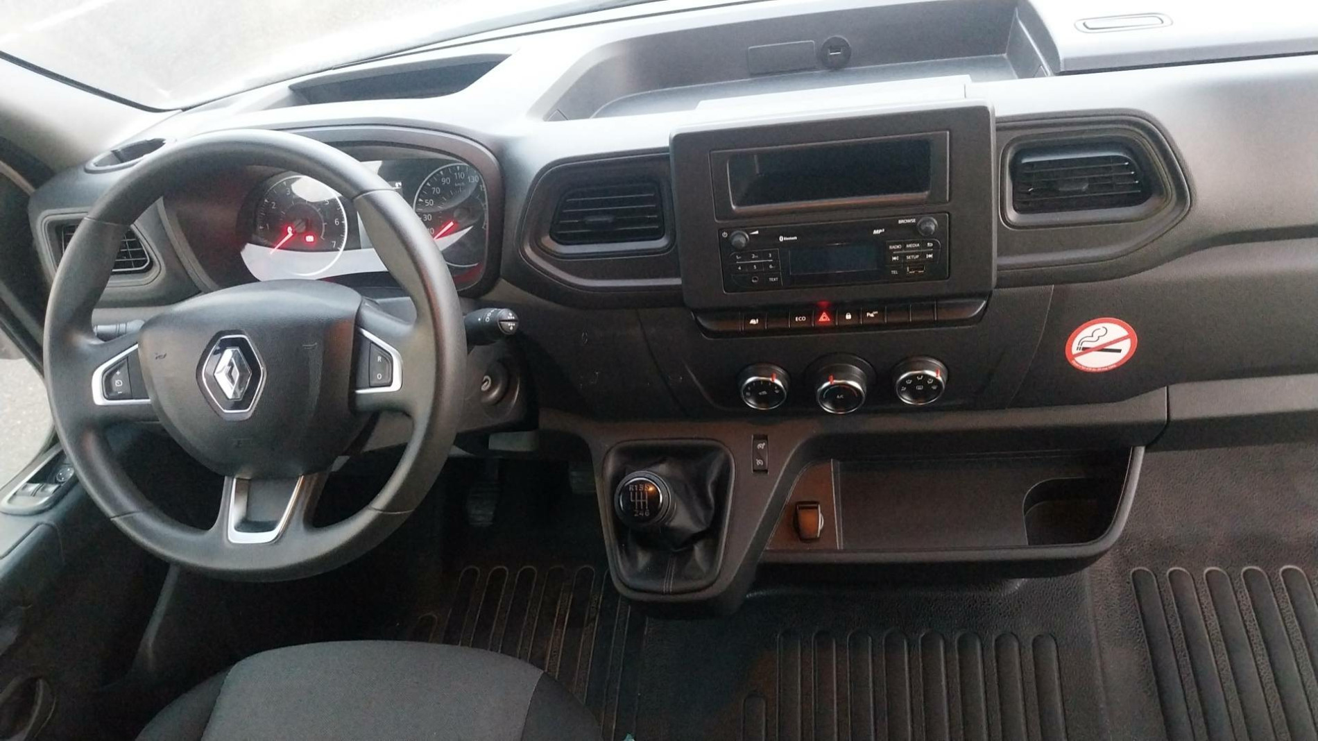 Vente en ligne Renault Master Fourgon MASTER FGN TRAC F3500 L2H2 BLUE DCI 135 au prix de 25 990 €