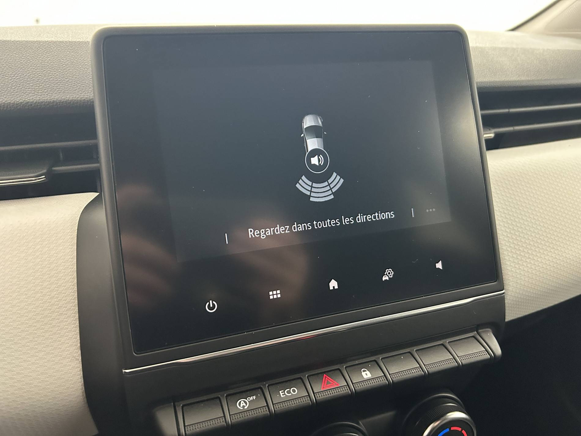 Vente en ligne Renault Clio 5 Clio TCe 90 au prix de 14 390 €