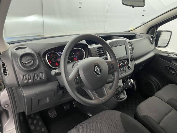 Vente en ligne Renault Trafic 3 Combi  L2 dCi 120 S&S au prix de 25 790 €