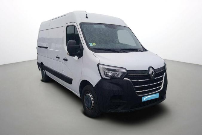 Vente en ligne Renault Master Fourgon MASTER FGN TRAC F3500 L2H2 DCI 135 au prix de 23 990 €