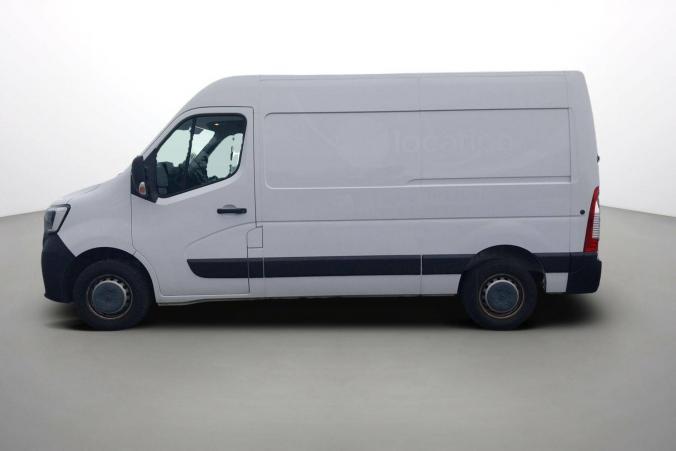 Vente en ligne Renault Master Fourgon MASTER FGN TRAC F3500 L2H2 DCI 135 au prix de 23 990 €