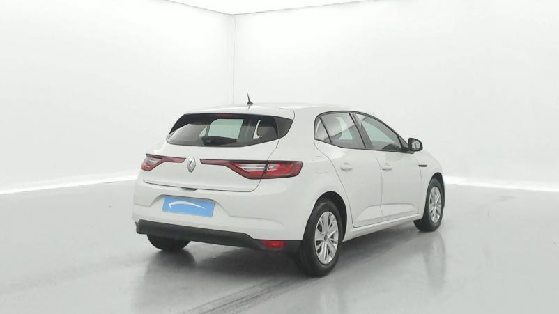 Vente en ligne Renault Megane 4  BLUE DCI 95 au prix de 11 590 €