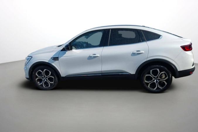 Vente en ligne Renault Arkana  E-Tech hybride 145 - 22 au prix de 22 590 €