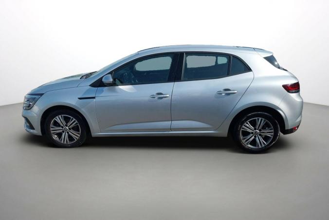 Vente en ligne Renault Megane 4  Blue dCi 115 EDC au prix de 21 590 €