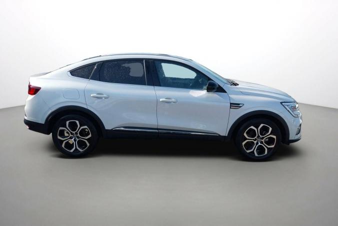 Vente en ligne Renault Arkana  E-Tech hybride 145 - 22 au prix de 22 590 €