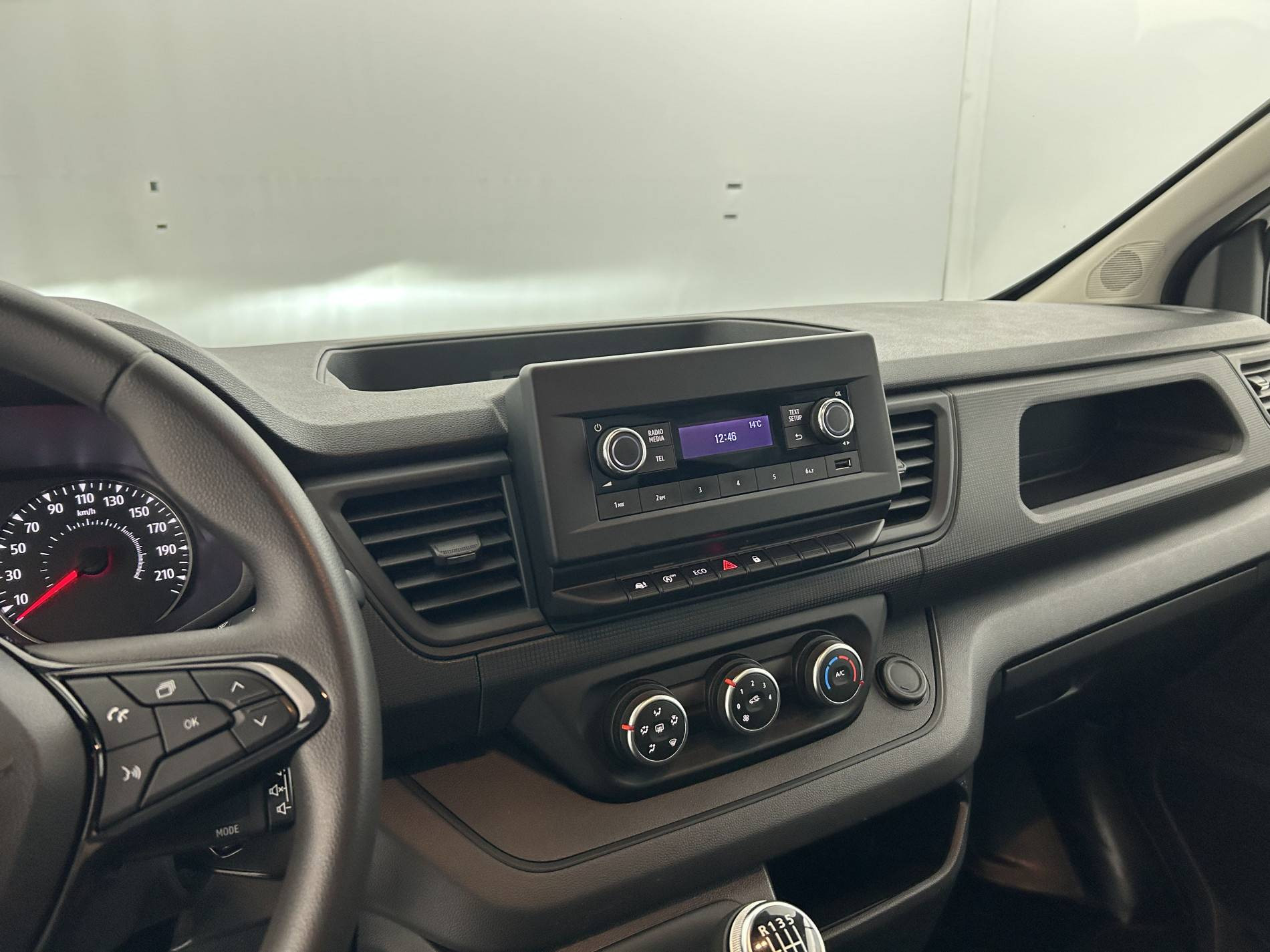 Vente en ligne Renault Trafic 3 Fourgon TRAFIC FGN L1H1 3T BLUE DCI 130 GSR2 au prix de 24 490 €