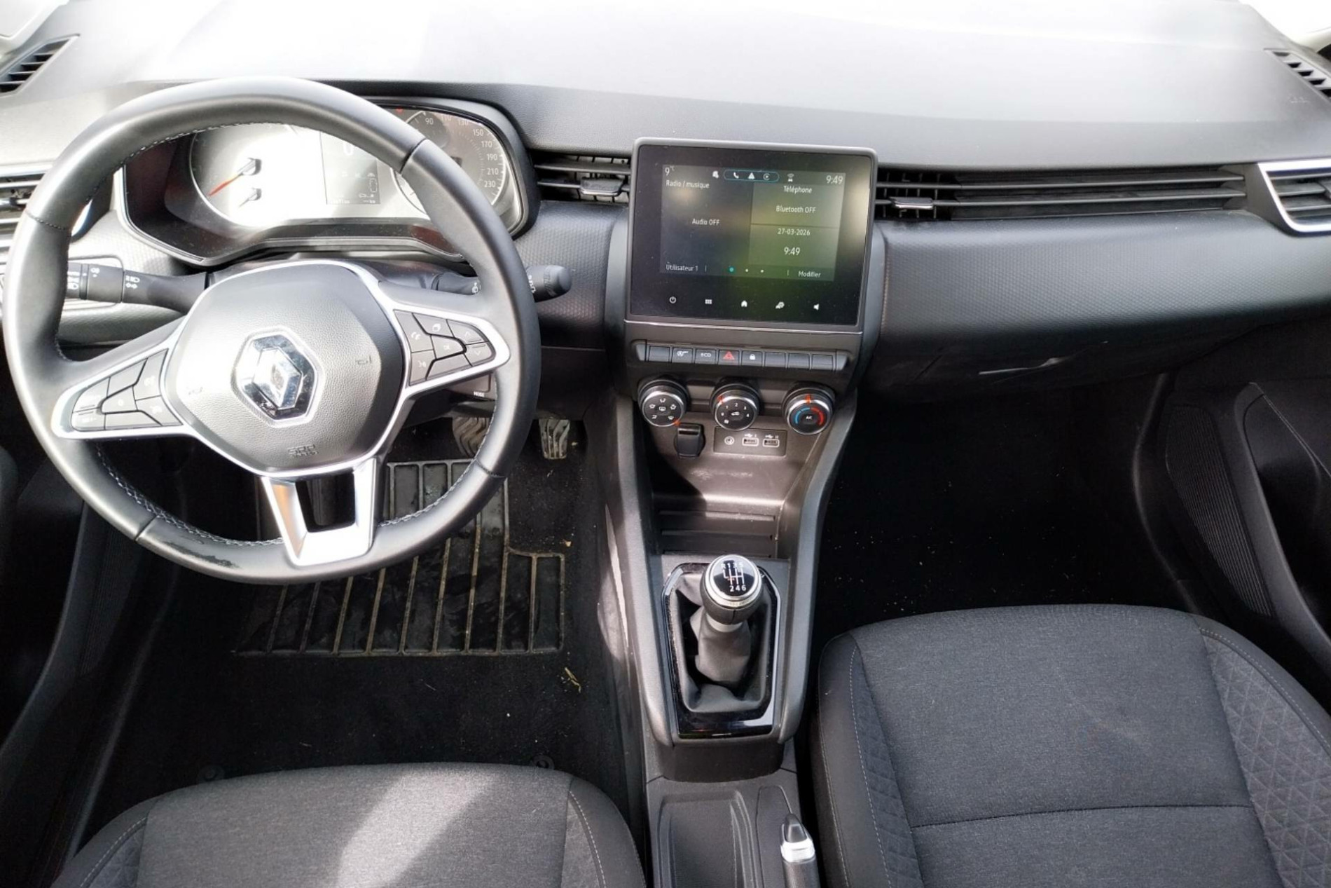 Vente en ligne Renault Clio 5 Clio TCe 90 au prix de 13 990 €