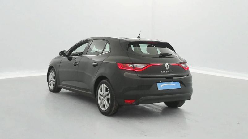 Vente en ligne Renault Megane 4 Mégane IV Berline Blue dCi 95 au prix de 14 790 €