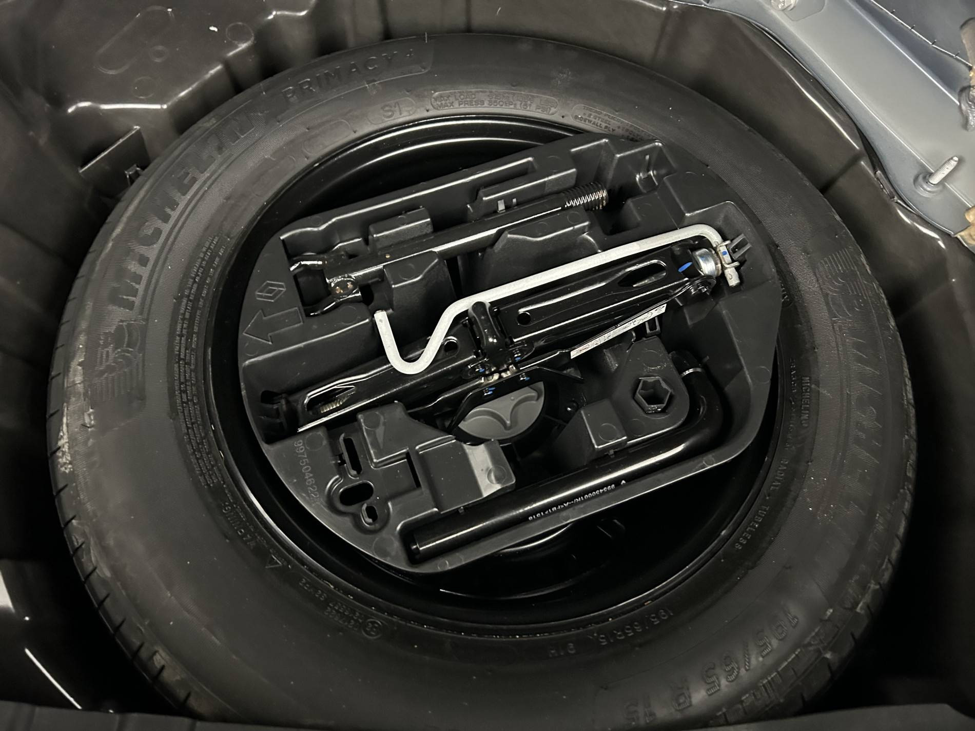 Vente en ligne Renault Megane 4 Mégane IV Berline TCe 140 EDC FAP au prix de 16 990 €