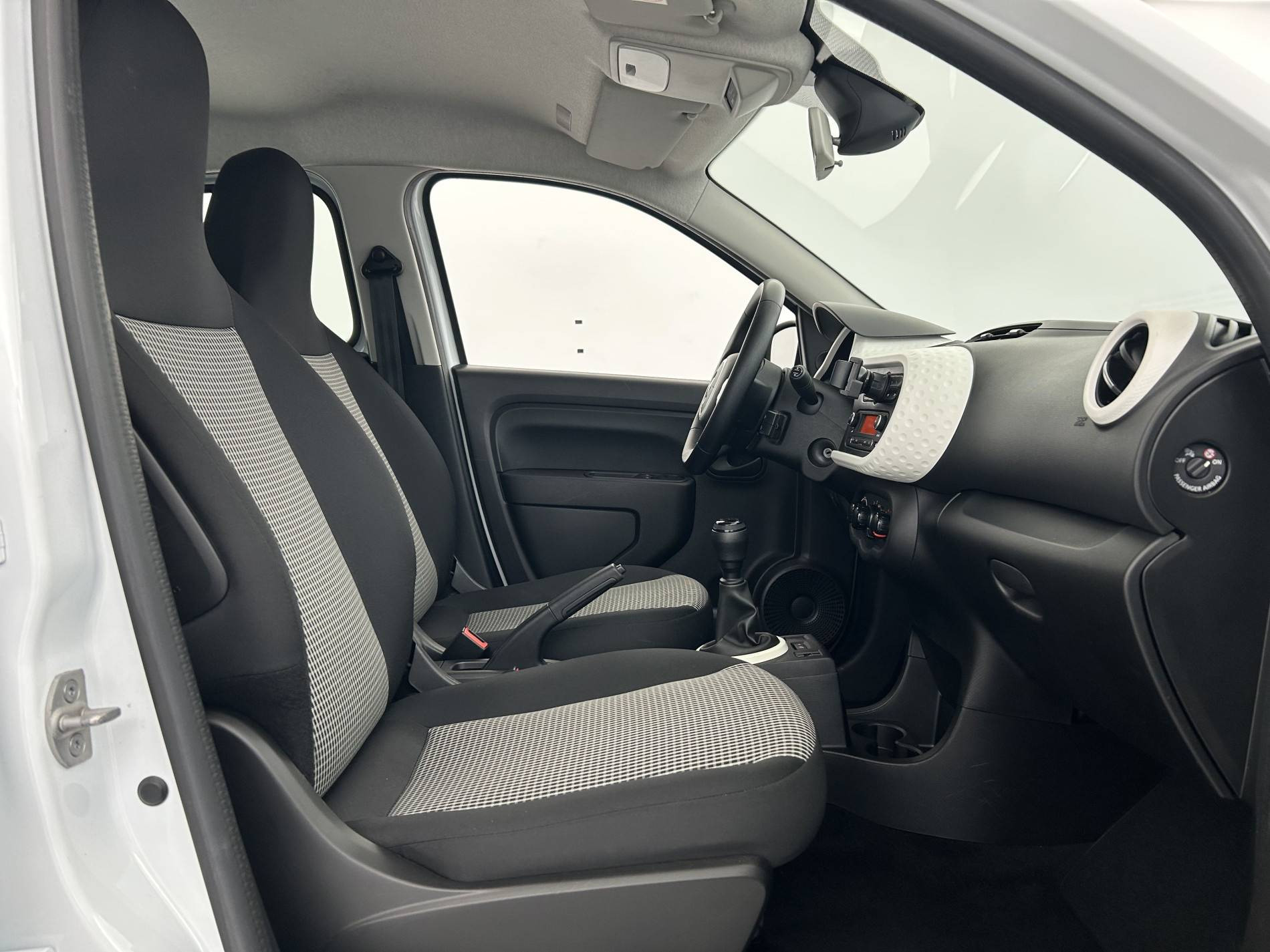 Vente en ligne Renault Twingo 3  SCe 65 au prix de 10 890 €