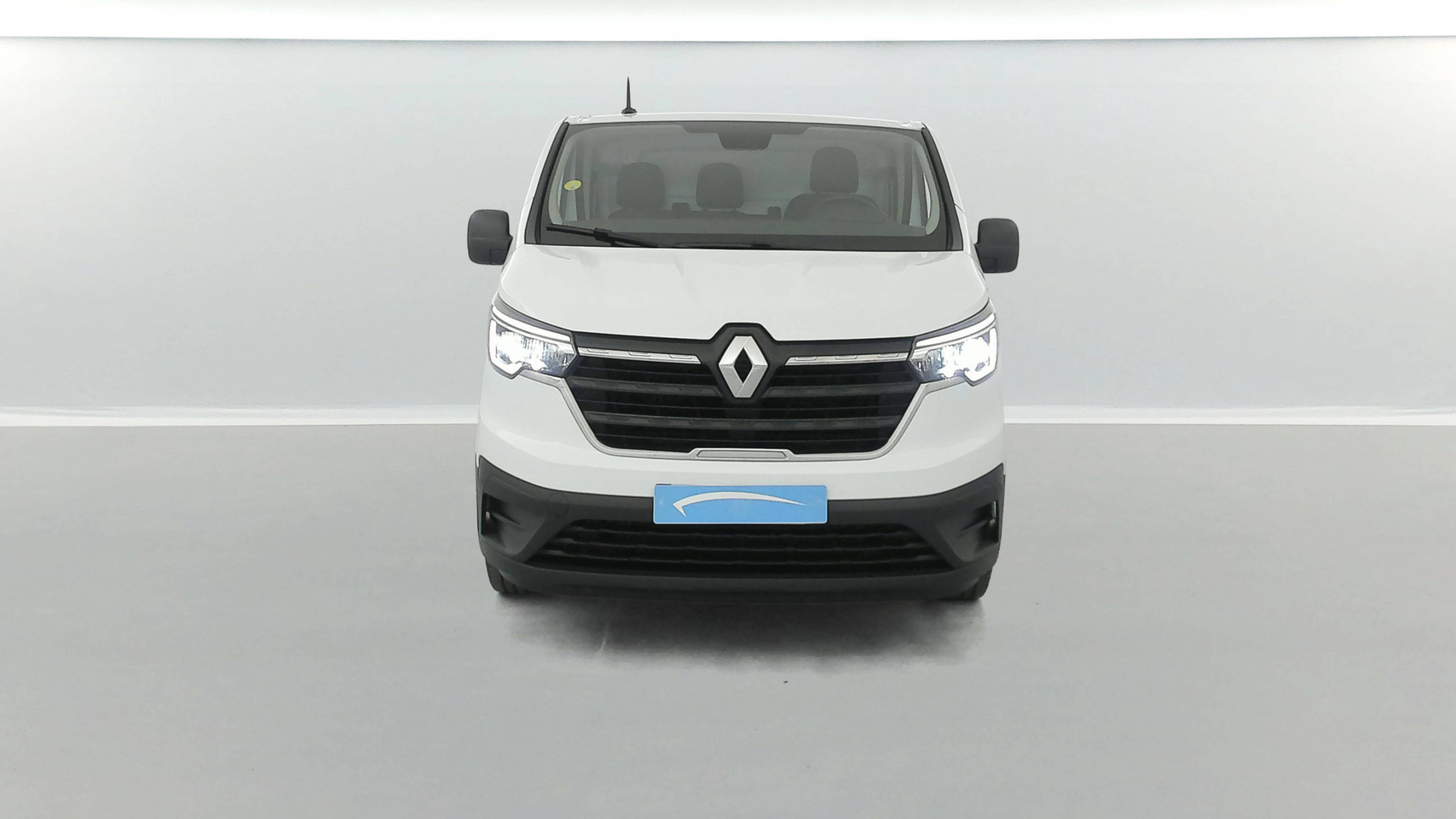 Vente en ligne Renault Trafic 3 Fourgon TRAFIC FGN L1H1 3000 KG BLUE DCI 130 au prix de 19 990 €