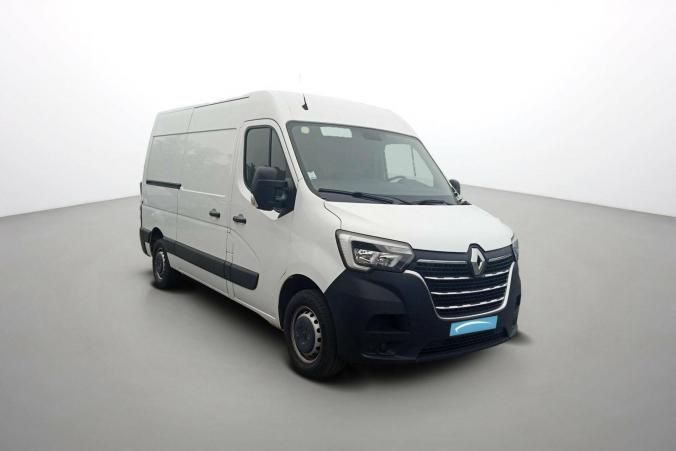 Vente en ligne Renault Master Fourgon MASTER FGN TRAC F3500 L2H2 DCI 135 au prix de 20 990 €
