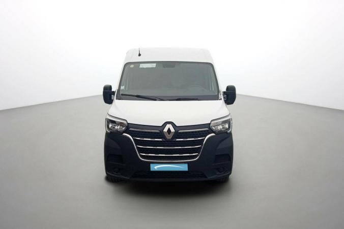 Vente en ligne Renault Master Fourgon MASTER FGN TRAC F3500 L2H2 DCI 135 au prix de 20 990 €