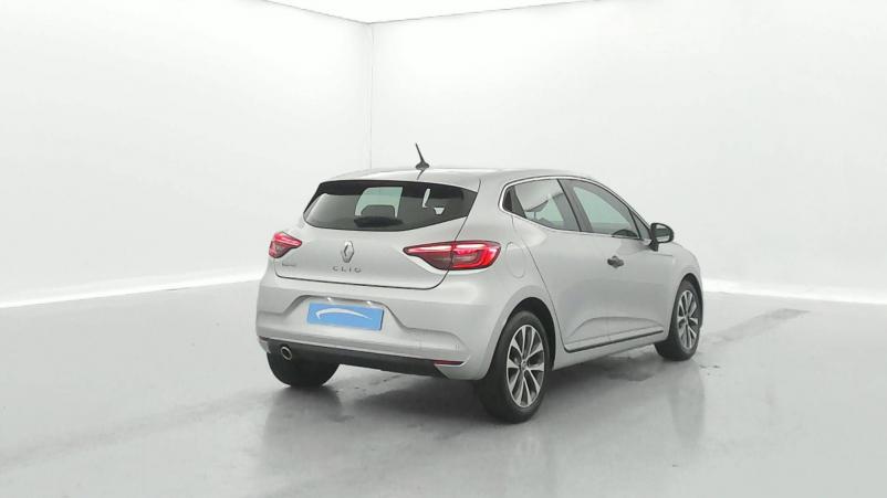 Vente en ligne Renault Clio 5 Clio TCe 90 - 21 au prix de 15 490 €