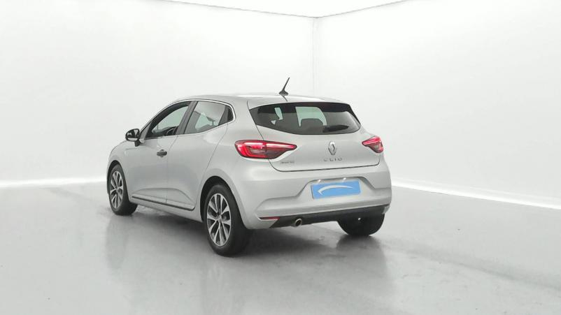 Vente en ligne Renault Clio 5 Clio TCe 90 - 21 au prix de 15 490 €