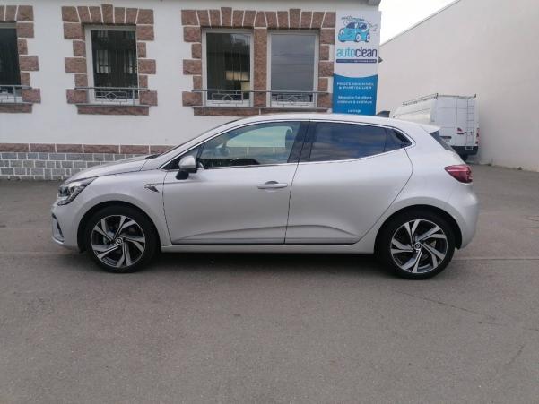 Vente en ligne Renault Clio 5 Clio TCe 140 - 21N au prix de 17 890 €