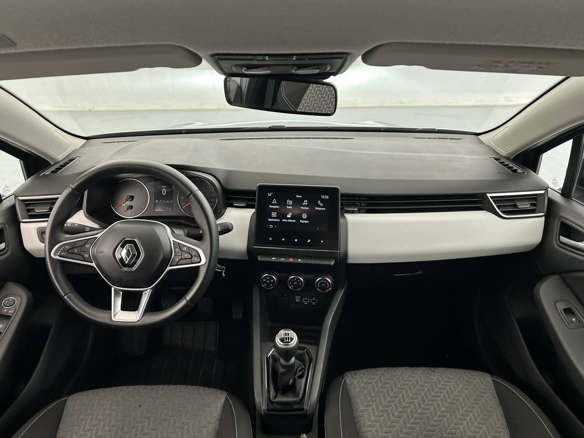 Vente en ligne Renault Clio 5 Clio TCe 90 au prix de 14 590 €