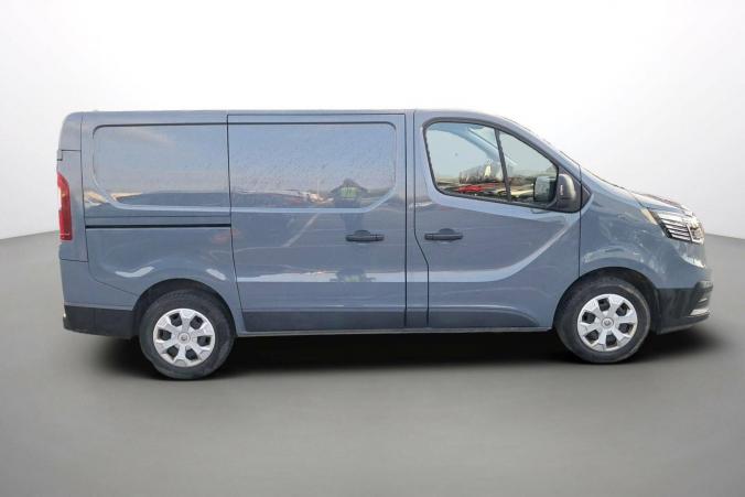 Vente en ligne Renault Trafic 3 Fourgon TRAFIC FGN L1H1 2800 KG BLUE DCI 110 au prix de 23 590 €