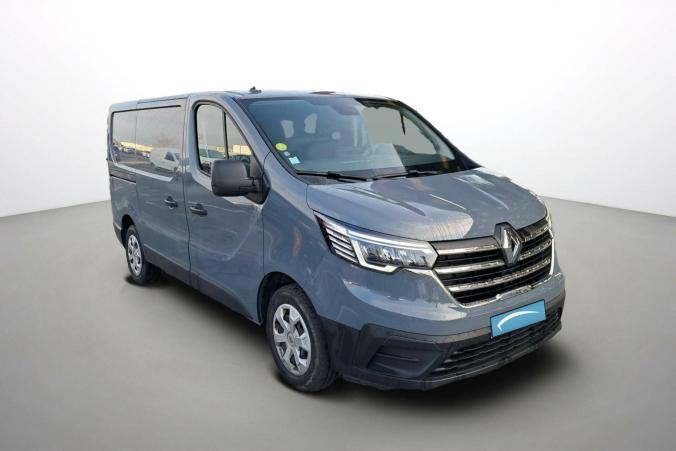 Vente en ligne Renault Trafic 3 Fourgon TRAFIC FGN L1H1 2800 KG BLUE DCI 110 au prix de 23 590 €